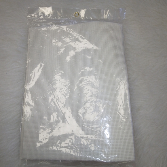 NEEDLEPOINT Caron Needlepoint kit, Aran Pillow 14" X 14", NEW!  c. 1978 - Picture 7 of 7